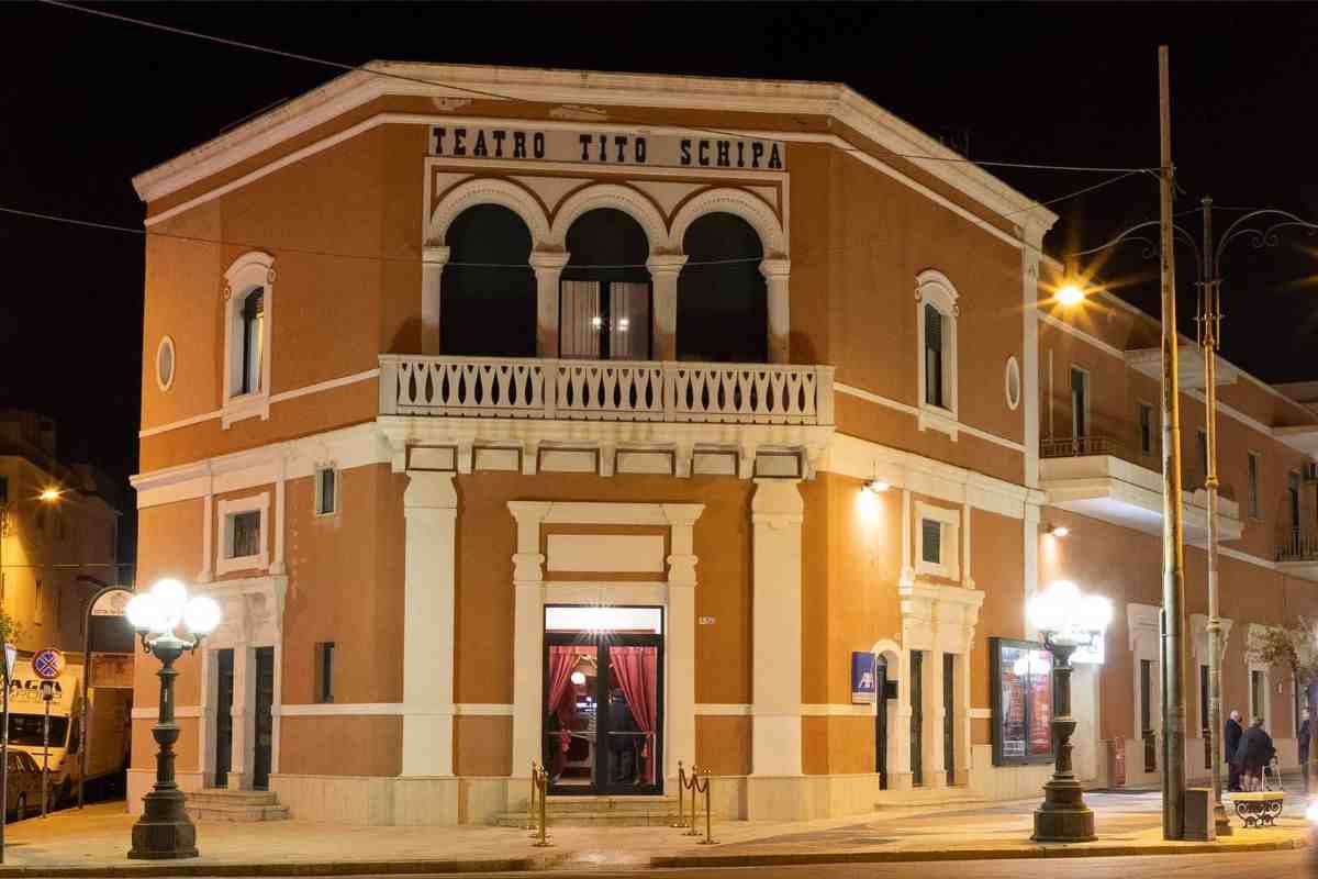 teatro Tito Schipa in vendita a Gallipoli