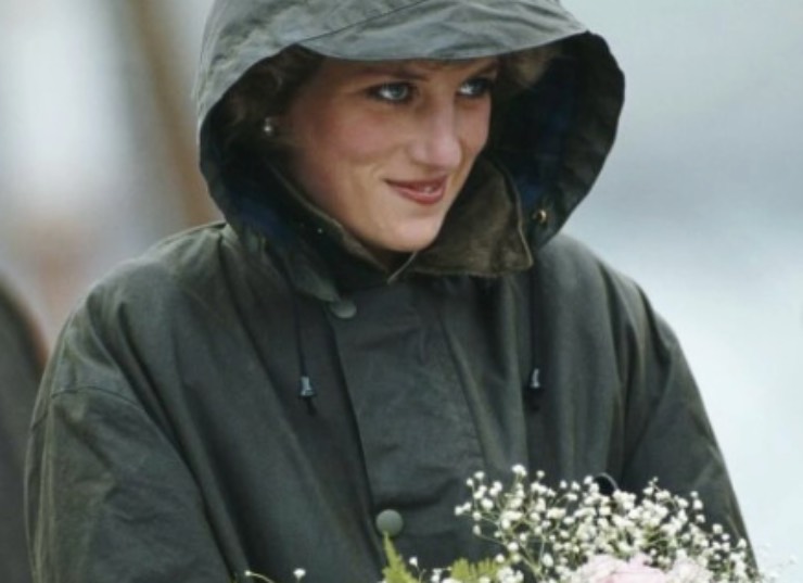 Lady Diana, il suo cappotto preferito era il Barbour: ora torna di moda